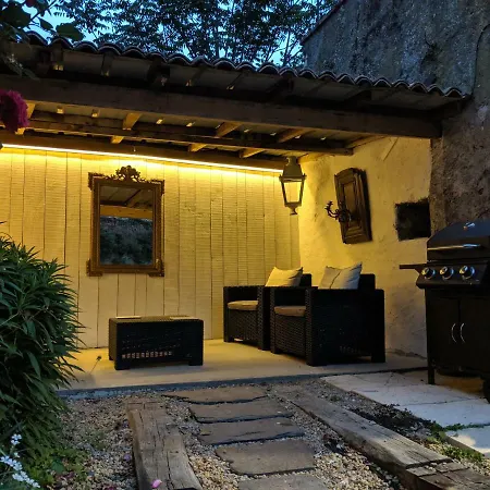 La Douceur Angevine * Montreuil-Bellay